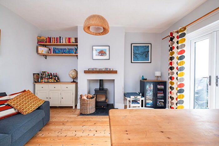 3 Bedroom Terraced House For Sale In Hill Street, Totterdown, BS3