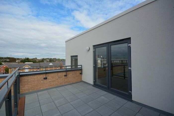 2 Bedroom Flat To Rent In Springfield Basin, Wharf Road, Chelmsford, CM2