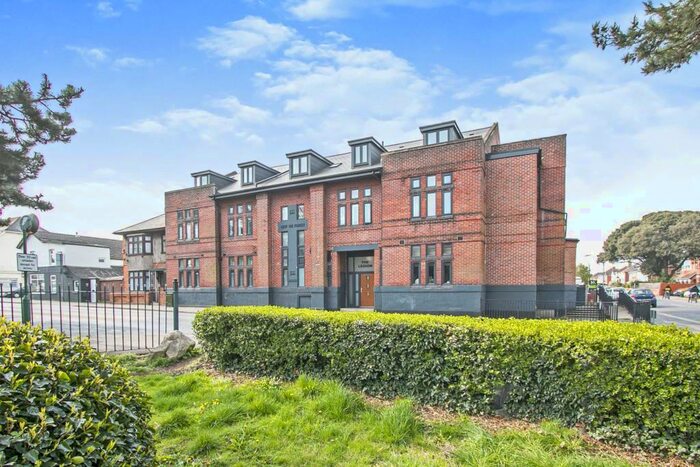 1 Bedroom Flat To Rent In Ashley Road, BH1