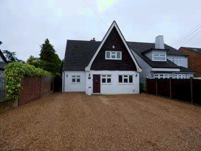 Houses for sale & to rent in RM13 9HF, Penerley Road, Rainham And