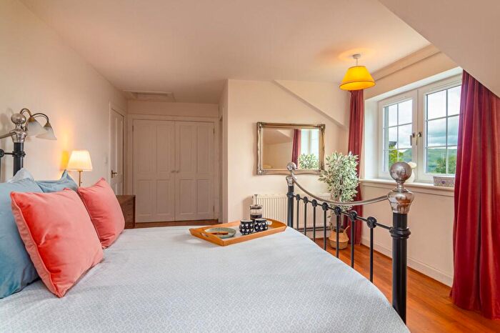 6 Bedroom Detached House For Sale In Garden Cottage, Auchineden, Blanefield, G63