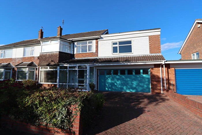 5 Bedroom Semi-Detached House For Sale In Woodburn Drive, Whitley Bay, Tyne & Wear, NE26