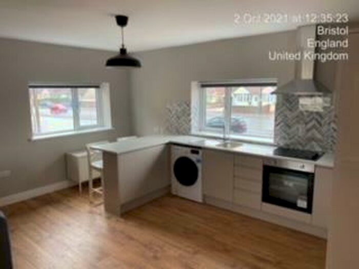 2 Bedroom Flat To Rent In Gloucester Road, Patchway, BS34