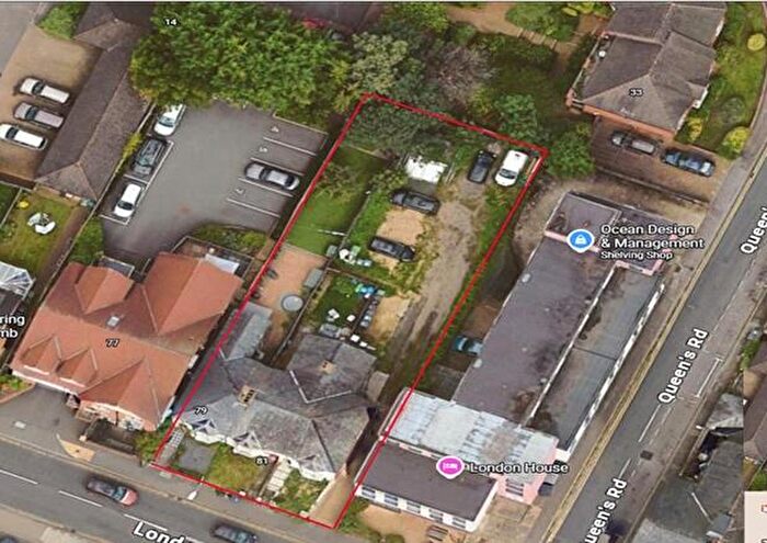 7 Bedroom Terraced House For Sale In London Road, High Wycombe, Buckinghamshire, HP11