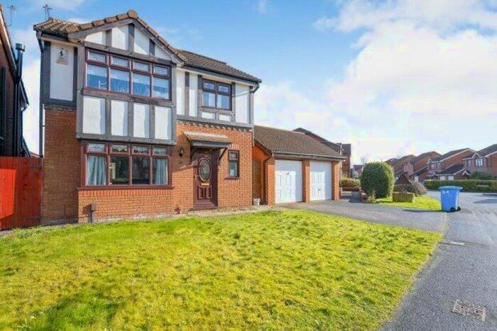 3 Bedroom Detached House To Rent In Atterbury Close, Widnes, WA8