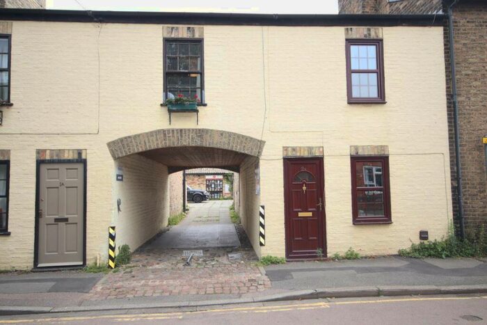 3 Bedroom House To Rent In Napier Street, CB1