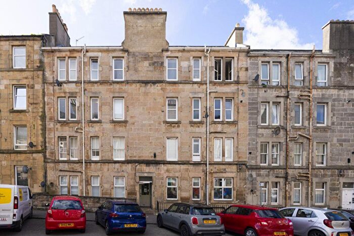 1 Bedroom Flat For Sale In / Wardlaw Place, Gorgie, Edinburgh, EH11