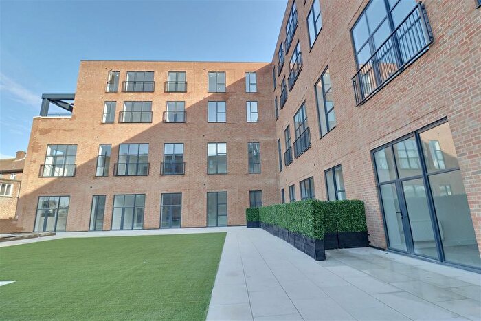 2 Bedroom Flat For Sale In Palmerston Road, Southsea, PO5