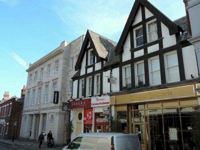 Flat To Rent In Jewry Street, Winchester, SO23