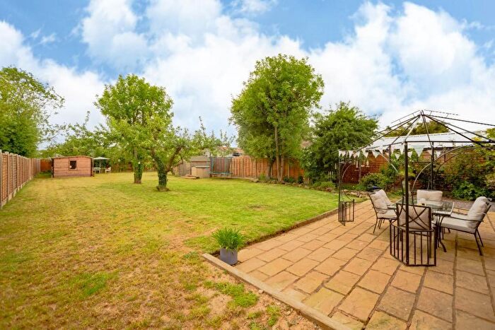 5 Bedroom Detached House For Sale In Woodchurch Road, Ashford, TN26