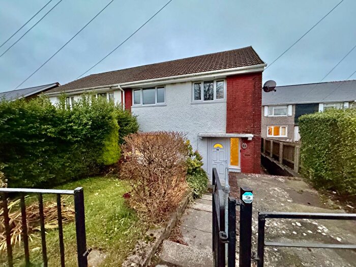 3 Bedroom Semi-Detached House To Rent In Brynteg Terrace, Ebbw Vale, NP23