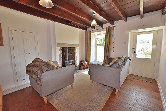 2 Bedroom Cottage For Sale In Dalton, DL11