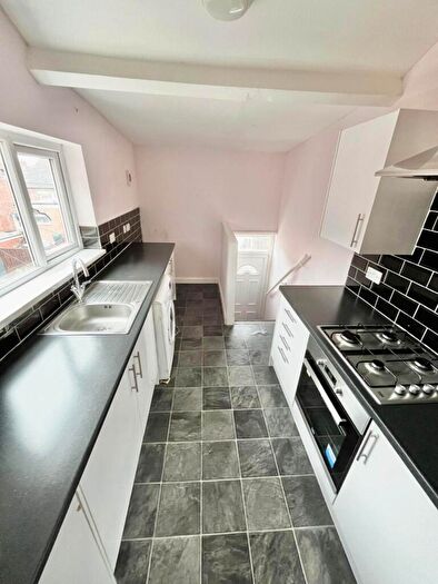 3 Bedroom Flat To Rent In Eastbourne Avenue, Gateshead, NE8