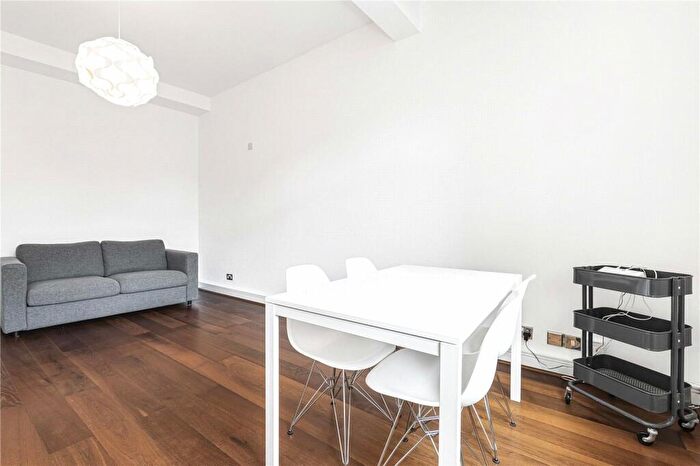 2 Bedroom Apartment To Rent In Boundary Street, Shoreditch, London, E2