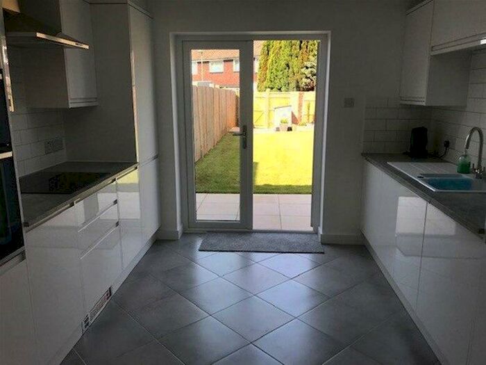 4 Bedroom House To Rent In Headley Way, Headington, Headington Oxford, OX3