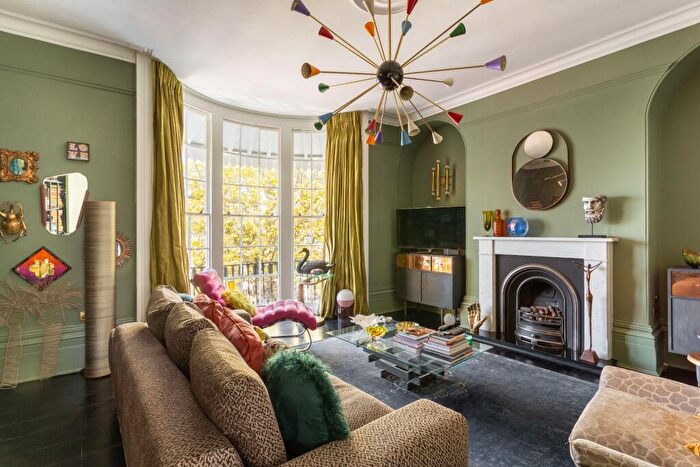 4 Bedroom Semi-Detached House For Sale In Clifton Road, Brighton, BN1