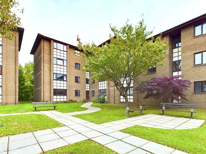 1 Bedroom Flat To Rent In Allanfield, Edinburgh, EH7