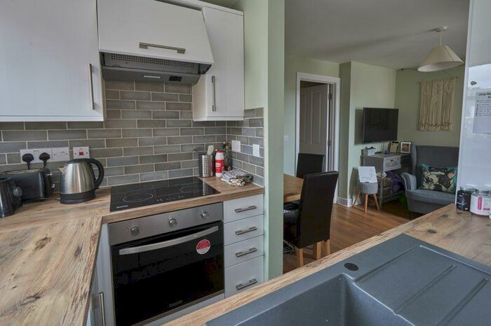 1 Bedroom Flat To Rent In City Centre, Exeter, EX4