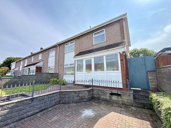 3 Bedroom End Of Terrace House For Sale In Eighth Avenue, Clase, Swansea, City And County Of Swansea., SA6