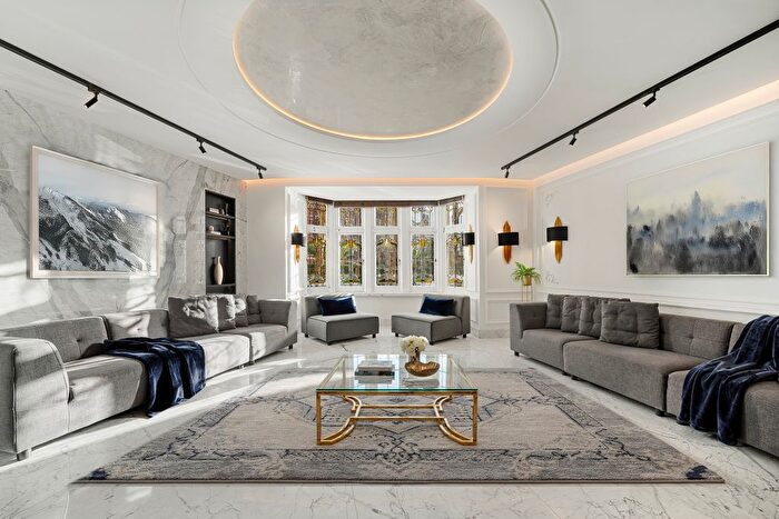 4 Bedroom Flat For Sale In Iverna Court, London, W8