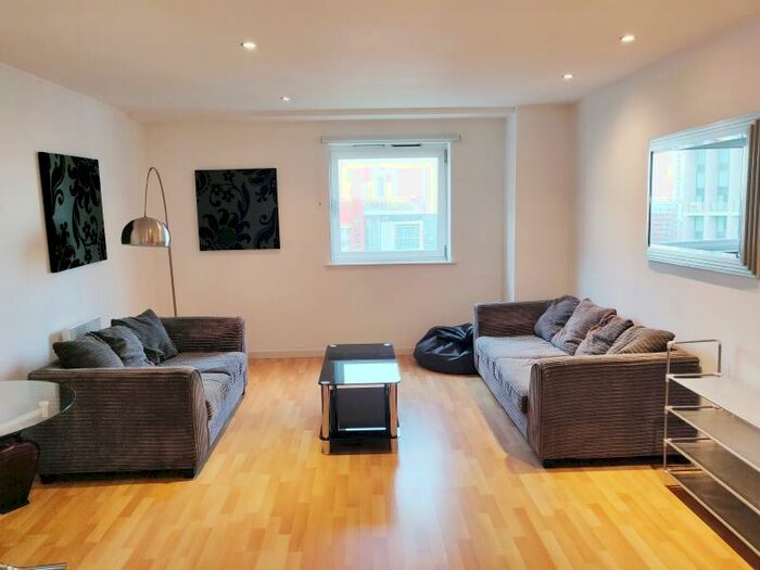 1 Bedroom Apartment To Rent In Masshouse Plaza, Birmingham, B5