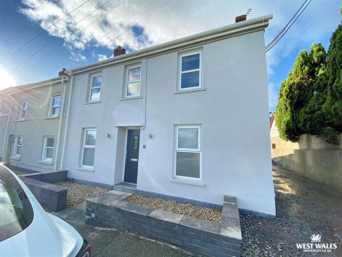 3 Bedroom Semi Detached House For Sale In High Street, Bancyfelin, Carmarthen, SA33