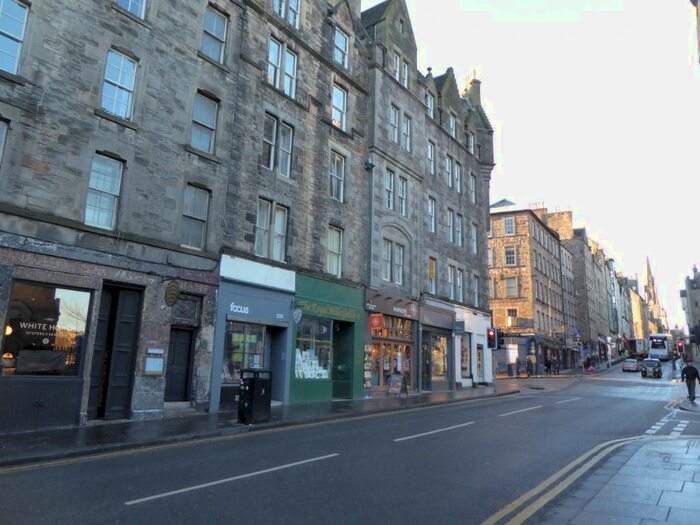 2 Bedroom Flat To Rent In Canongate, Royal Mile, Edinburgh, EH8