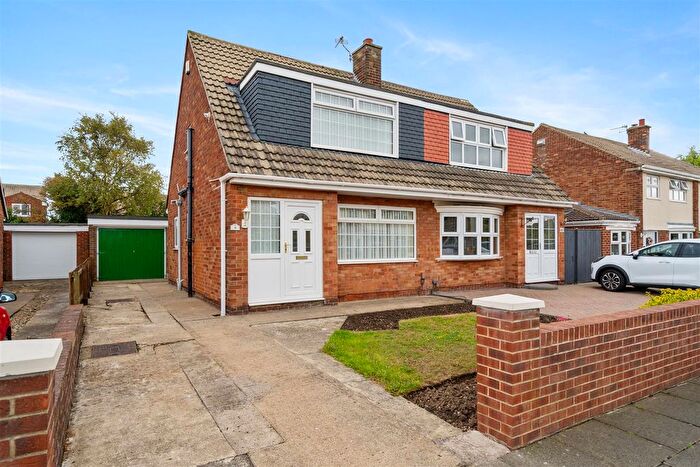 2 Bedroom Semi-detached Bungalow For Sale In Stokesley Road, Hartlepool, TS25