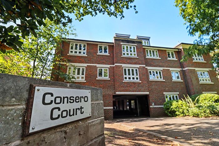 2 Bedroom Flat To Rent In Brooklands Road, Consero Court, KT13
