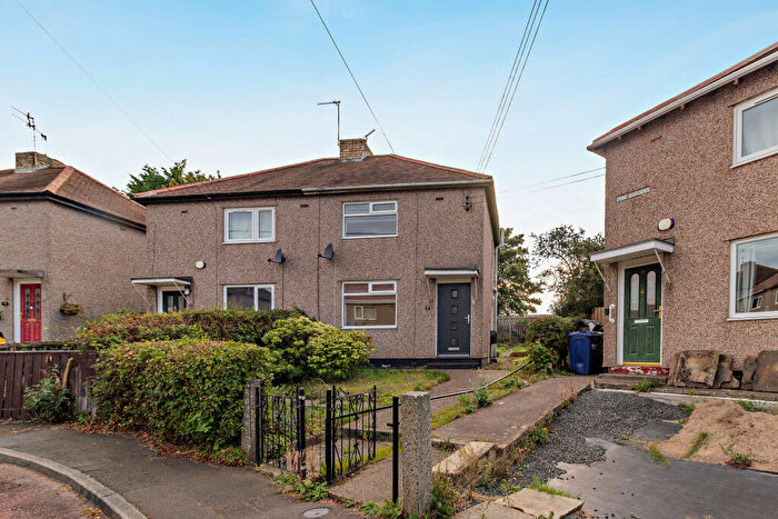 2 Bedroom Semi-Detached House For Sale In Tyne Gardens, Ryton, NE40