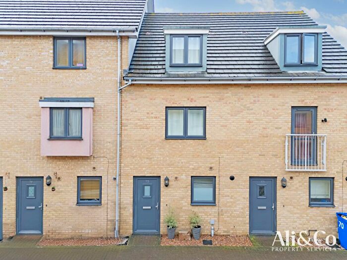 4 Bedroom Terraced House To Rent In Draper Close, Grays, RM20