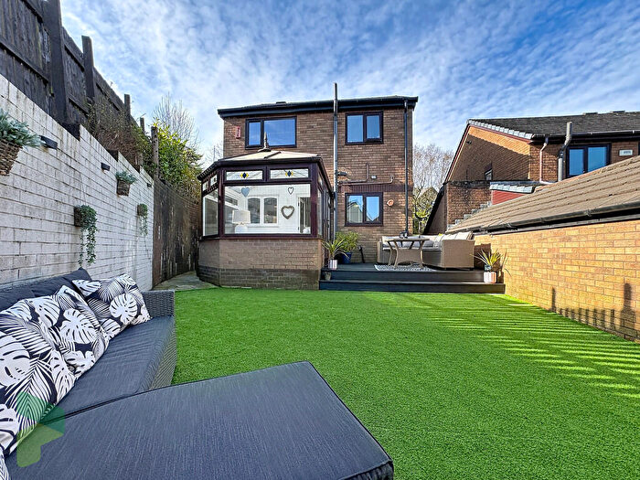 3 Bedroom Detached House For Sale In Cranberry Lane, Darwen, BB3