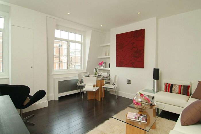 2 Bedroom Flat For Sale In Marble Arch Apartments, Harrowby Street, W1H