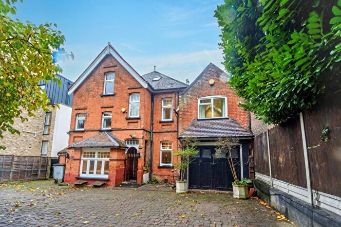 7 Bedroom Detached House For Sale In London Road, St Albans, Hertfordshire, AL1