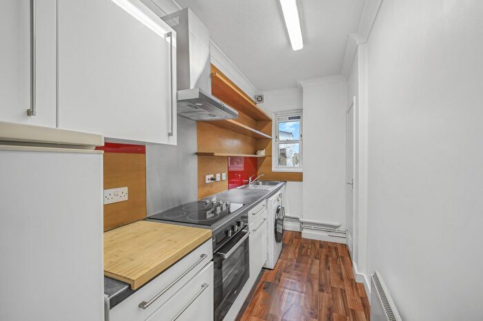 1 Bedroom Flat To Rent In St. Georges Buildings, St. Georges Road, London, SE1