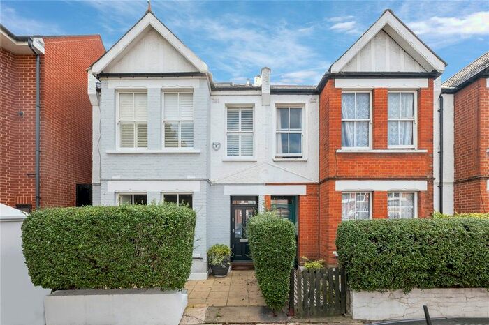 2 Bedroom Flat To Rent In Valetta Road, London, W3