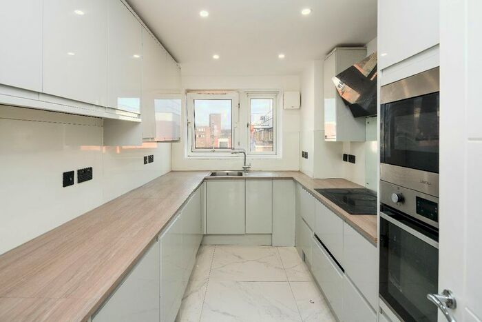 4 Bedroom Flat To Rent In Malden Road, London, NW5