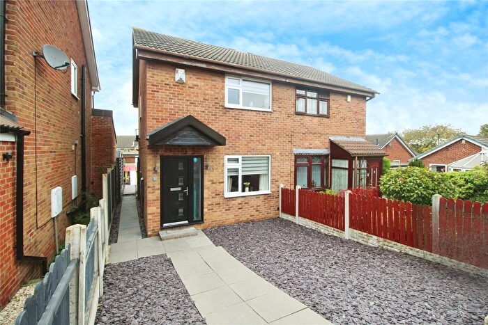 2 Bedroom Semi-Detached House For Sale In Chamberlain Court, Chapeltown, Sheffield, South Yorkshire, S35