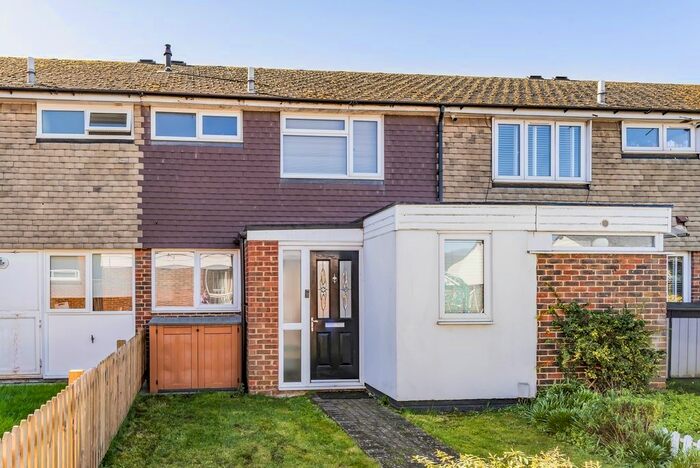 3 Bedroom Terraced House To Rent In Sherbrooke Close, Bexleyheath, DA6