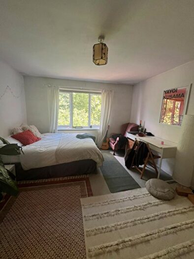 5 Bedroom Town House To Rent In Frostic Walk, Brick Lane/Aldgate East, E1