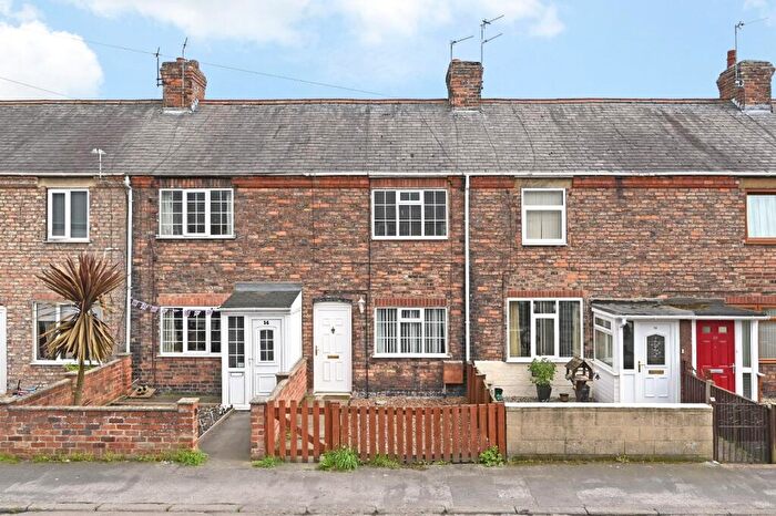 2 Bedroom Terraced House To Rent In Paper Mill Road, Rawcliffe Bridge, Goole, DN14