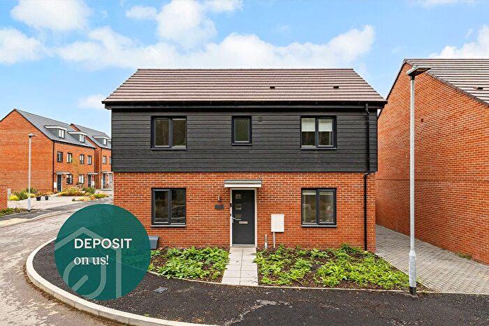 3 Bedroom Detached House To Rent In Leaf Living At Bucklers Park, Crowthorne, Berkshire, Tt, RG45