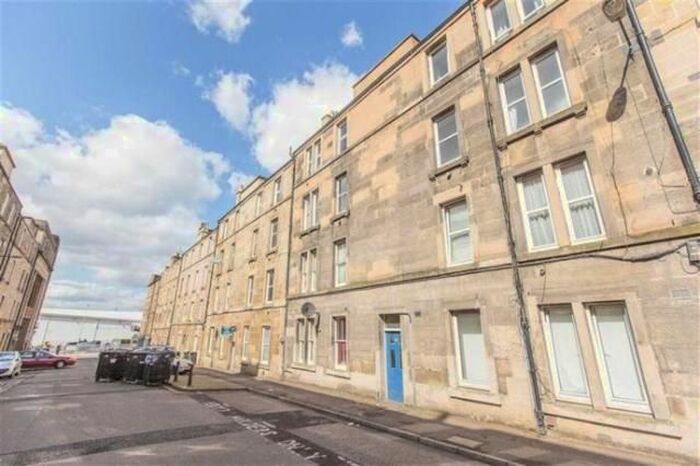 2 Bedroom Flat To Rent In , Murdoch Terrace, Edinburgh, EH11