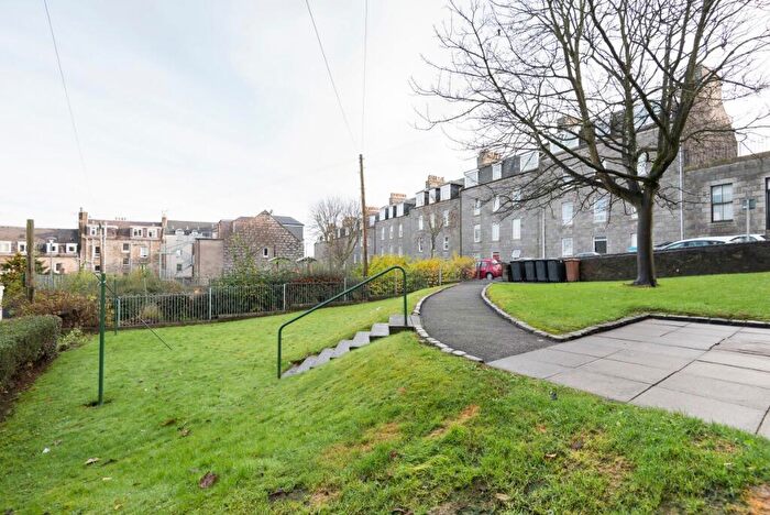 1 Bedroom Flat To Rent In Orchard Street, City Centre, Aberdeen, AB24
