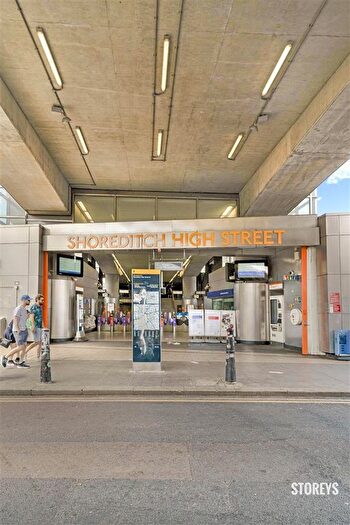 1 Bedroom Flat To Rent In Garden Walk, Shoreditch, London, EC2A