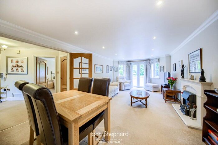 2 Bedroom Retirement Property For Sale In Streetsbrook Road, Solihull, West Midlands, B91