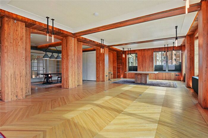 3 Bedroom Flat To Rent In Belmont Street, Camden, London, NW1