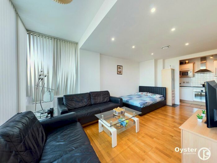 2 Bedroom Apartment To Rent In Greens End, Maritime House Greens End, SE18