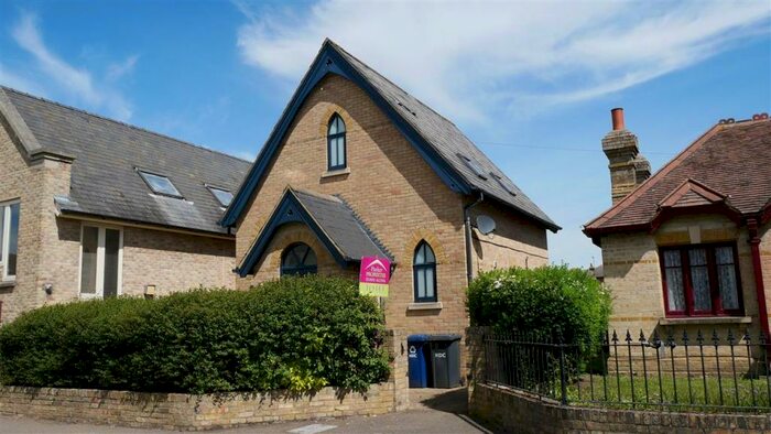 2 Bedroom Detached House To Rent In East Street, St Ives, PE27