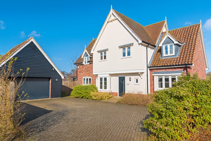 5 Bedroom Detached House For Sale In Birdsong, Goodlands, Boxford, CO10